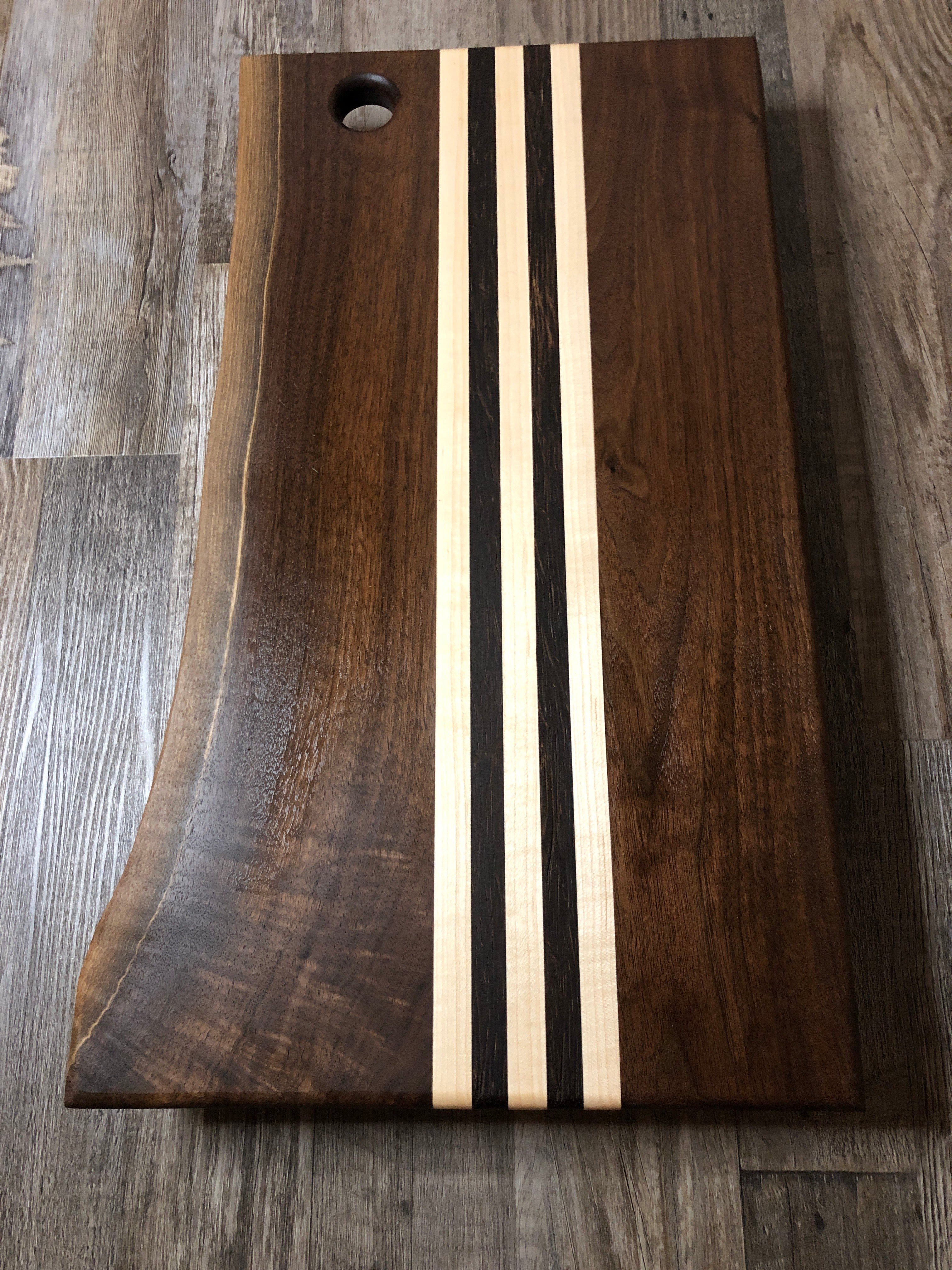 Walnut Charcuterie Board – Thomas Andrew Design