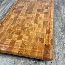 Load image into Gallery viewer, Large Solid Oak End-Grain Chef&#39;s Cutting Board / Brisket Board
